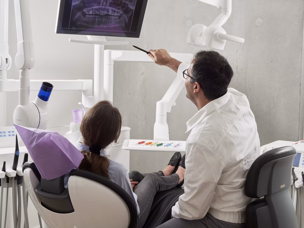 Moderne Kieferorthopädie und ästhetische Zahnmedizin